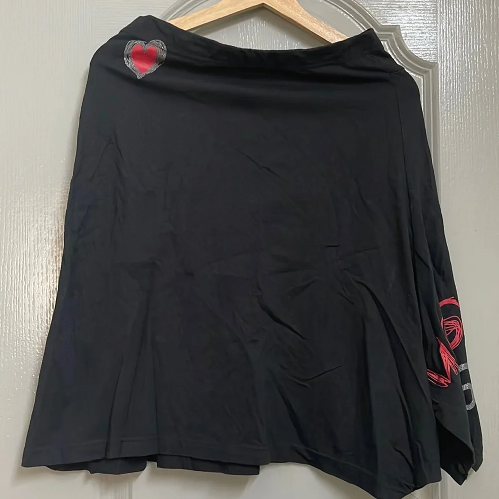 Black skirt - Picture 2 of 3
